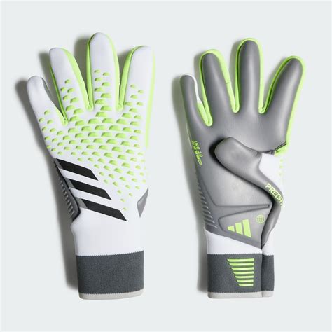 goalkeeper gloves target